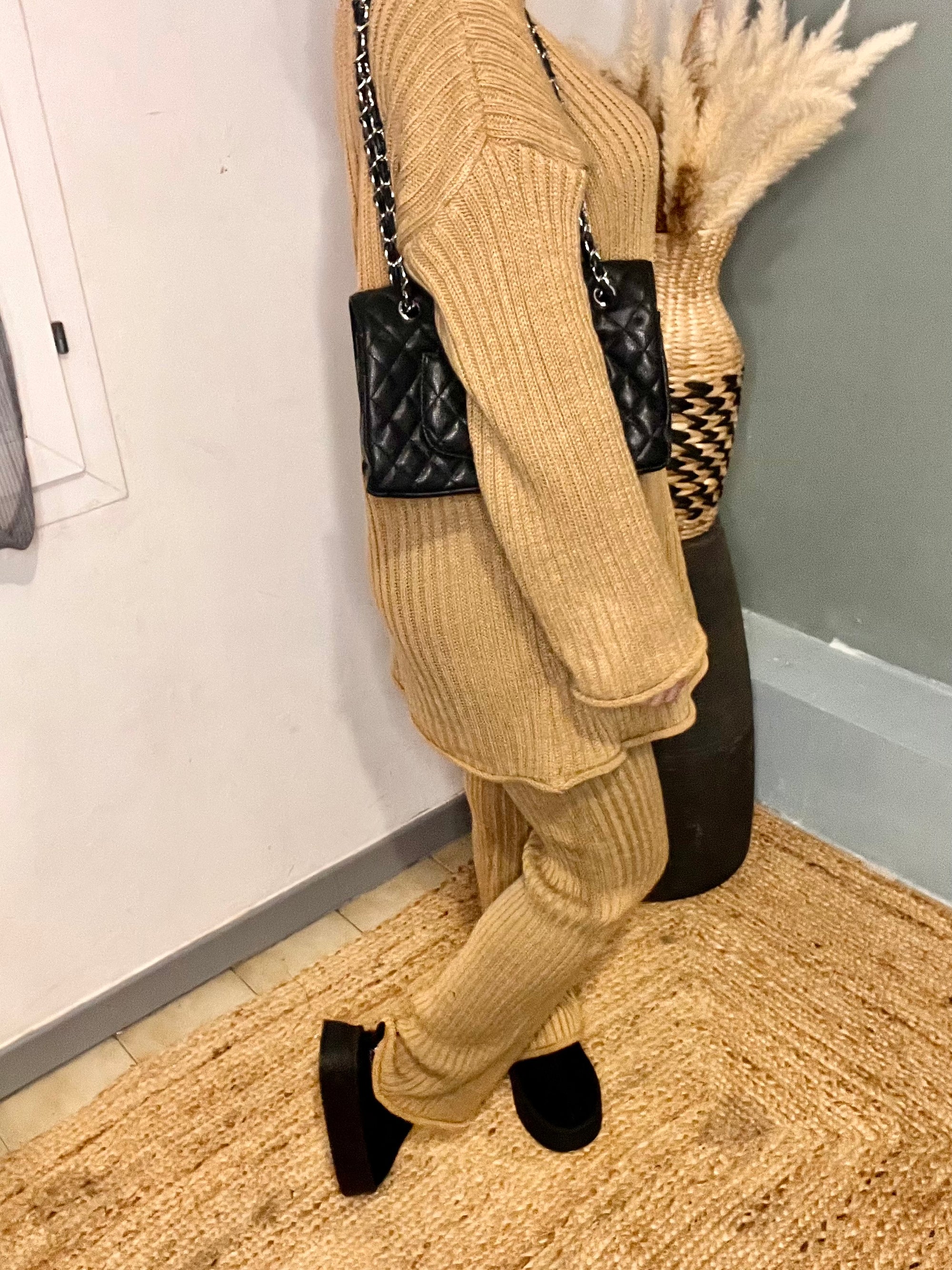 CAMEL TIE SWEATER &amp; TROUSERS SET 